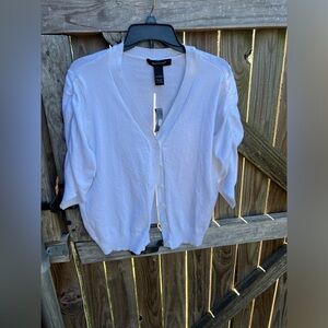 👗Ashley Stewart white cardigan